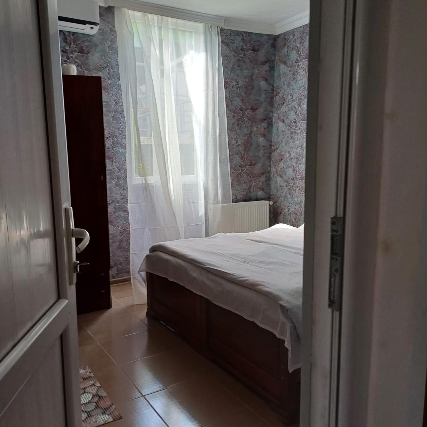 White Guest House Batumi Ruang foto